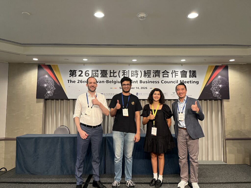 Four attendees giving thumbs up at the 26th Taiwan-Belgium Joint Business Council Meeting.
